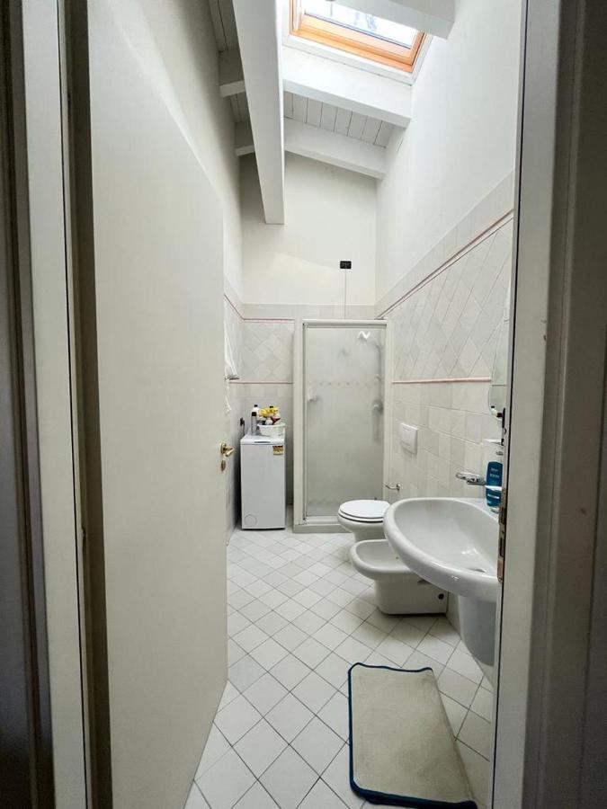 Apartamento Vittoria Al Lago Desenzano del Garda Exterior foto