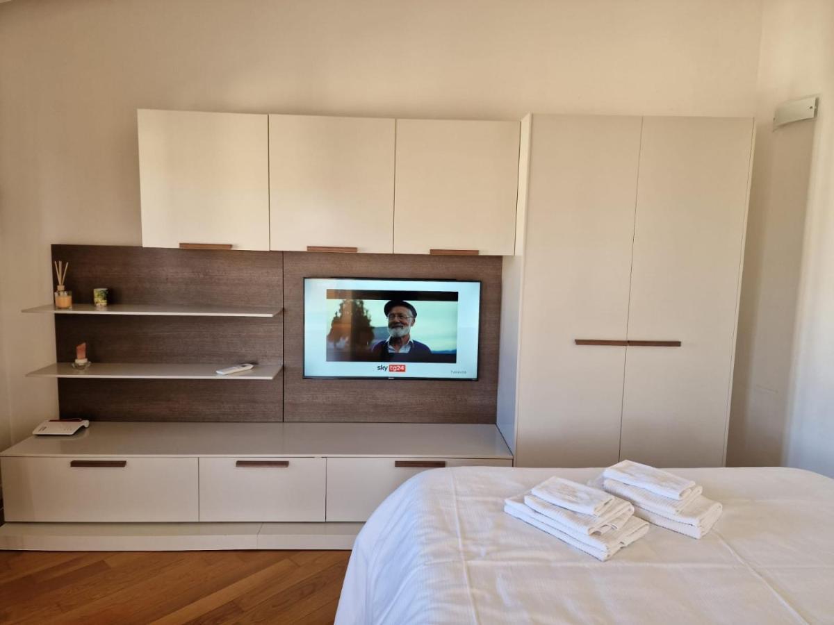 Apartamento Vittoria Al Lago Desenzano del Garda Exterior foto
